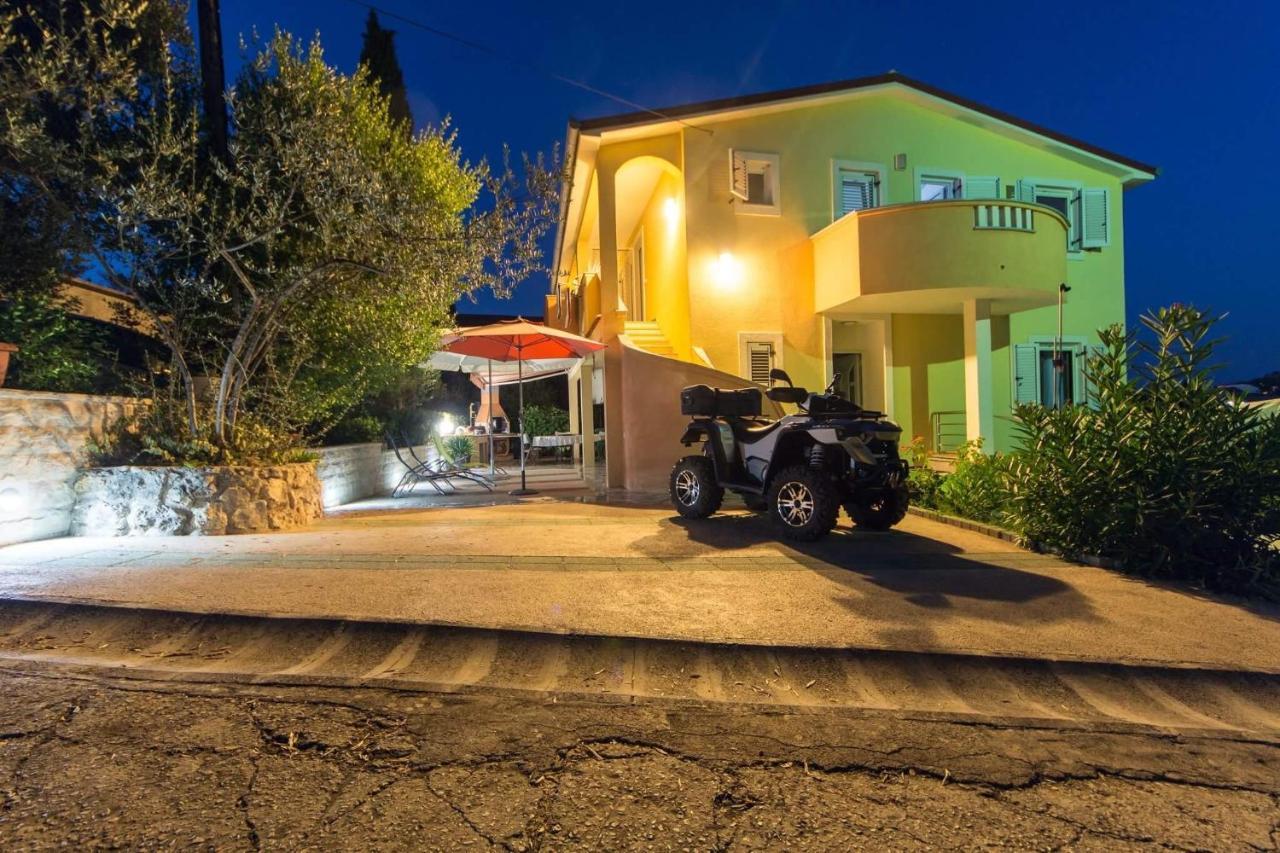 Apartments Prahovic Ždrelac Buitenkant foto
