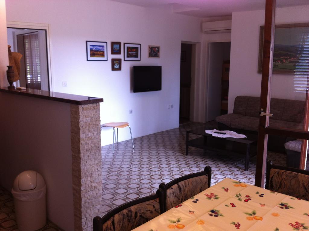 Apartments Prahovic Ždrelac Buitenkant foto