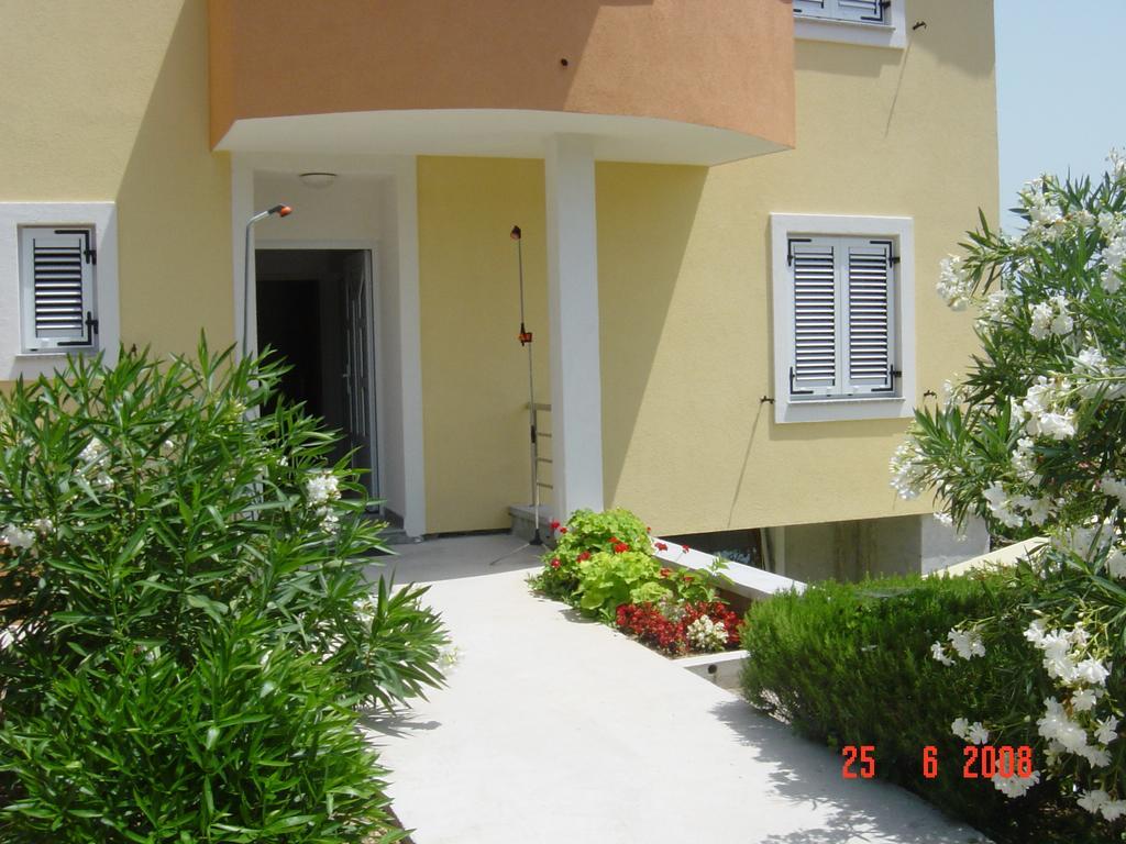 Apartments Prahovic Ždrelac Buitenkant foto